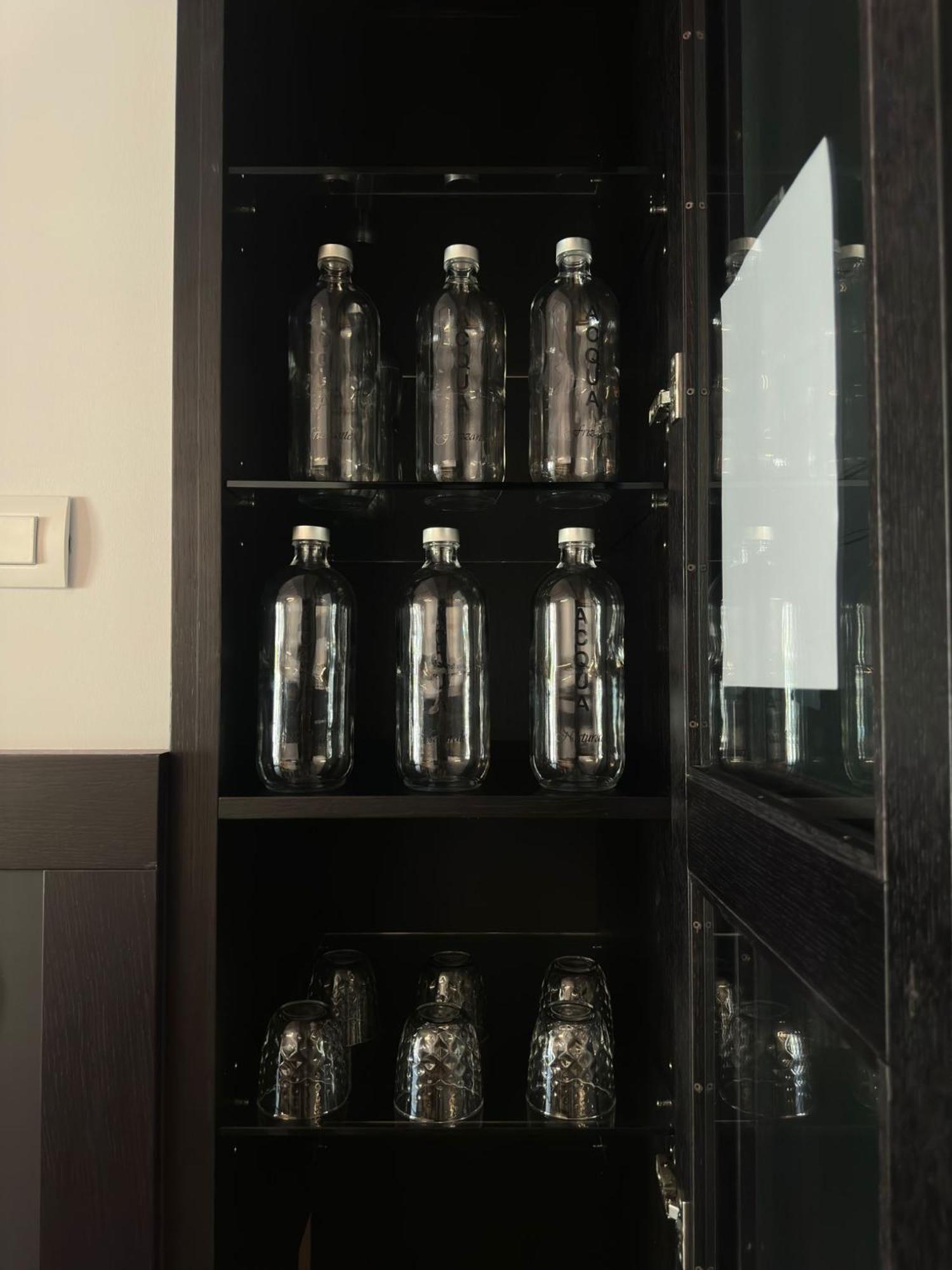 Bnbiz - Coworking Hotel Фьоренцуола-д'Арда Экстерьер фото
