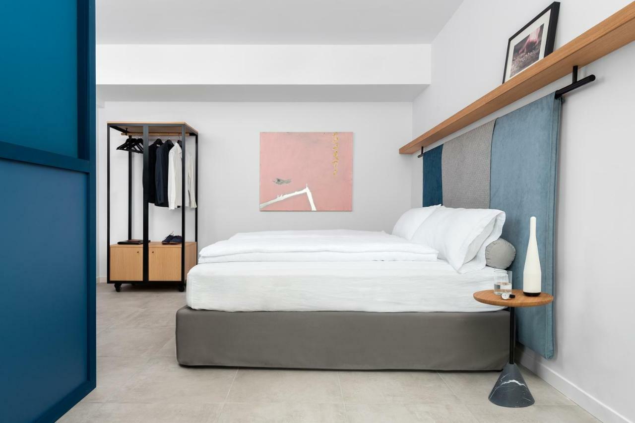 Bnbiz - Coworking Hotel Фьоренцуола-д'Арда Экстерьер фото