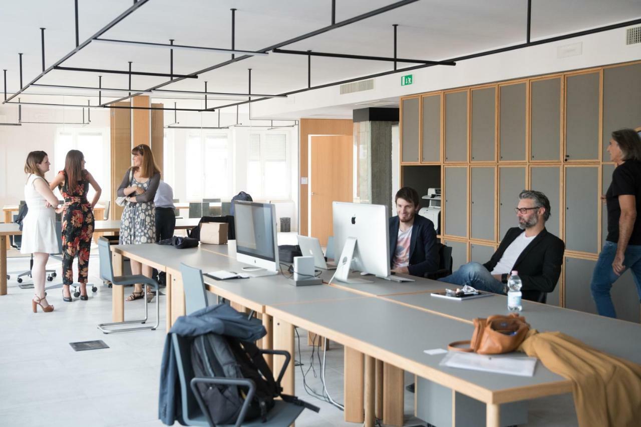 Bnbiz - Coworking Hotel Фьоренцуола-д'Арда Экстерьер фото